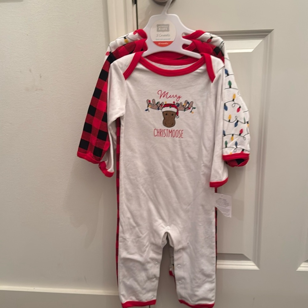Set of 3 Christmas pajamas